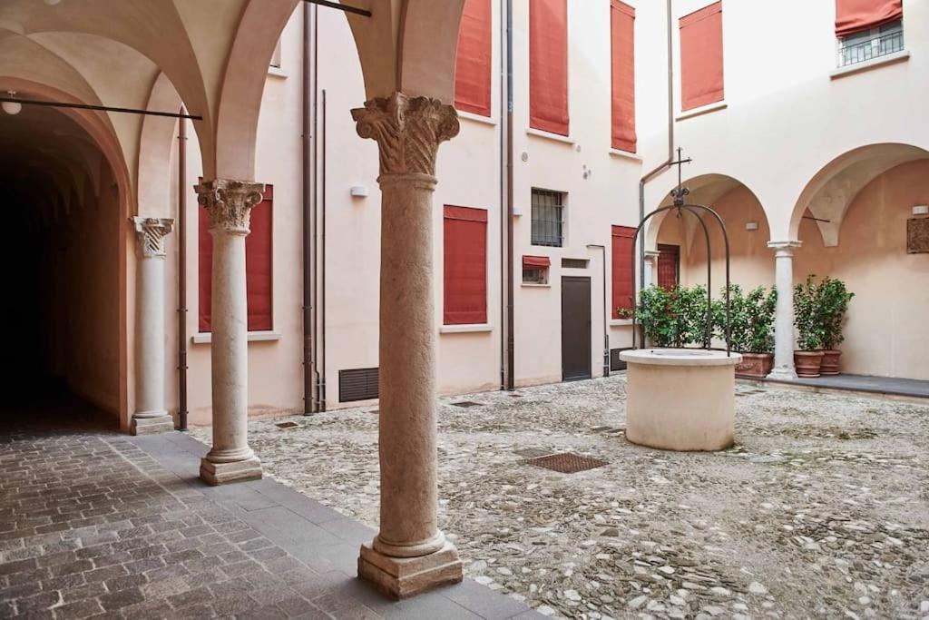 Апартаменты Casa Asja: Cromatismo In Centro Storico Чезена Экстерьер фото